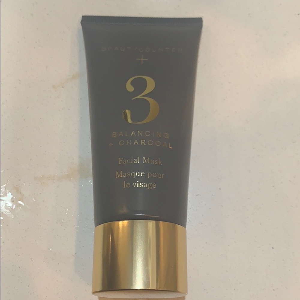 BeautyCounter balancing + Charcoal facial mask
